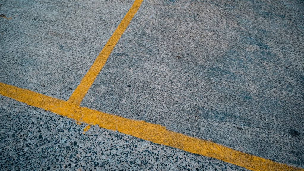 Le marquage d'un parking privé