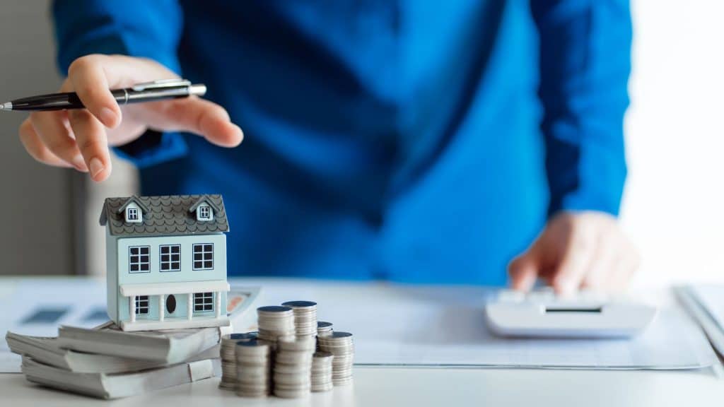 Un investisseur calcule la rentabilité de son investissement
